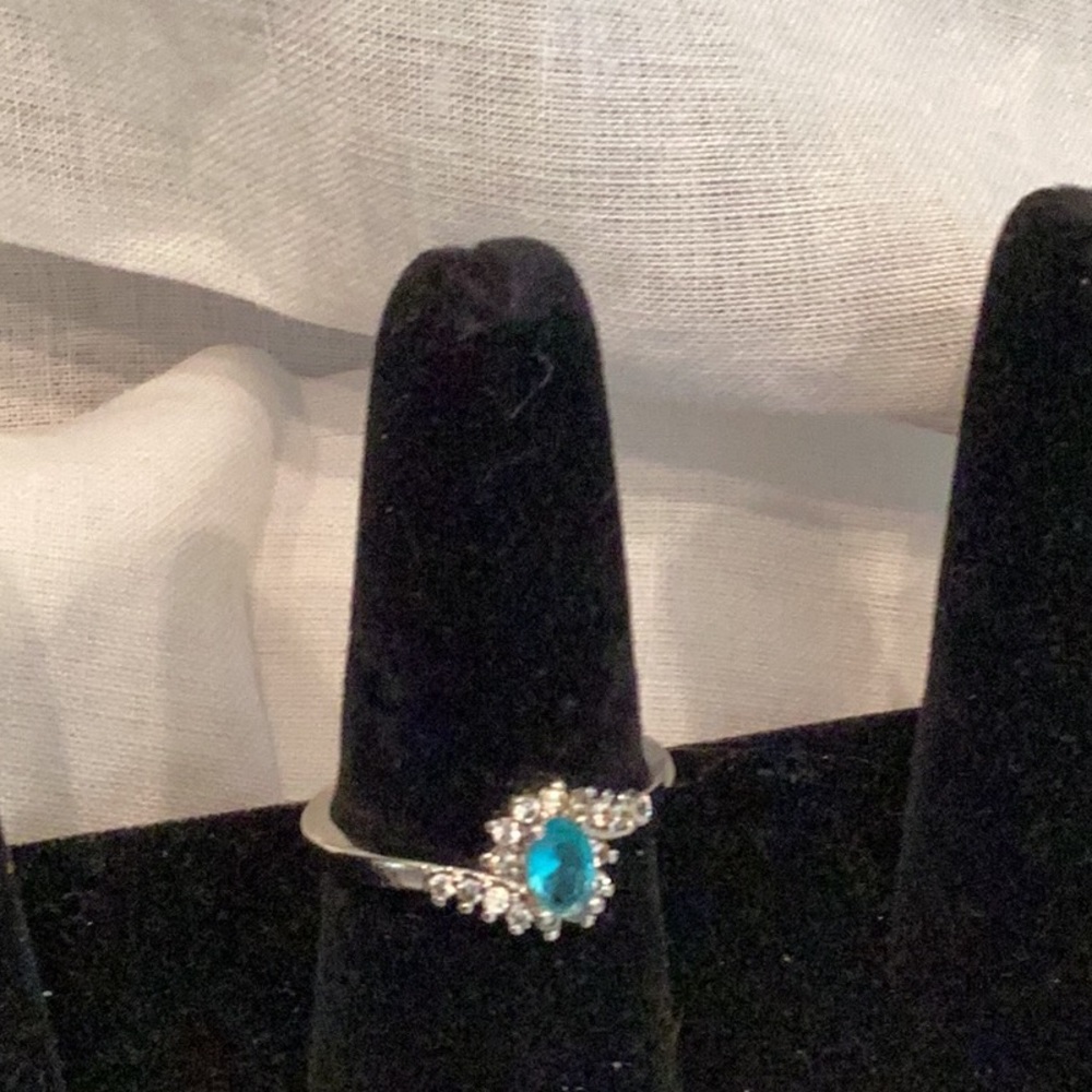 Blue topaz ring